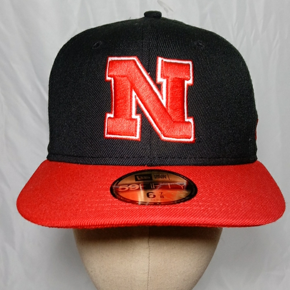 📢 Nebraska Cornhuskers Fitted Cap 📢